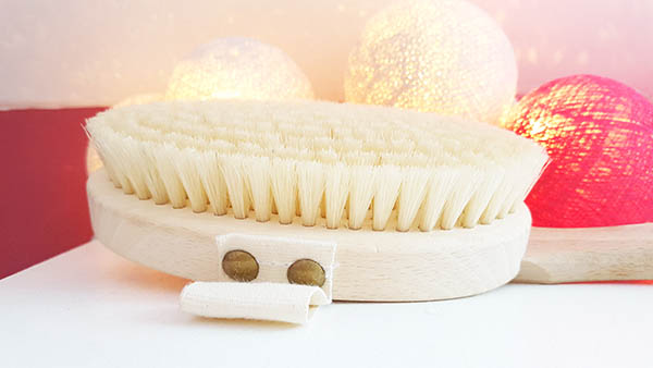 Défi anti-cellulite : #2 Brossage à sec !
